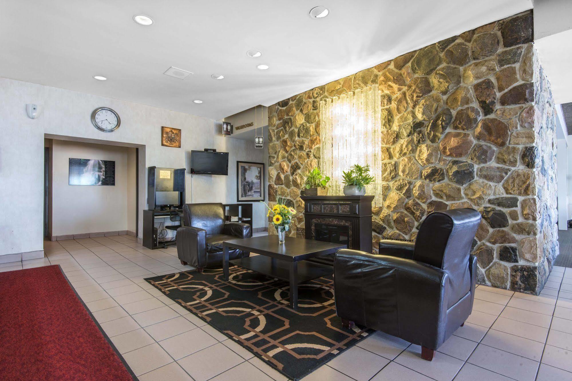 Econo Lodge Σάντμπερι Εξωτερικό φωτογραφία