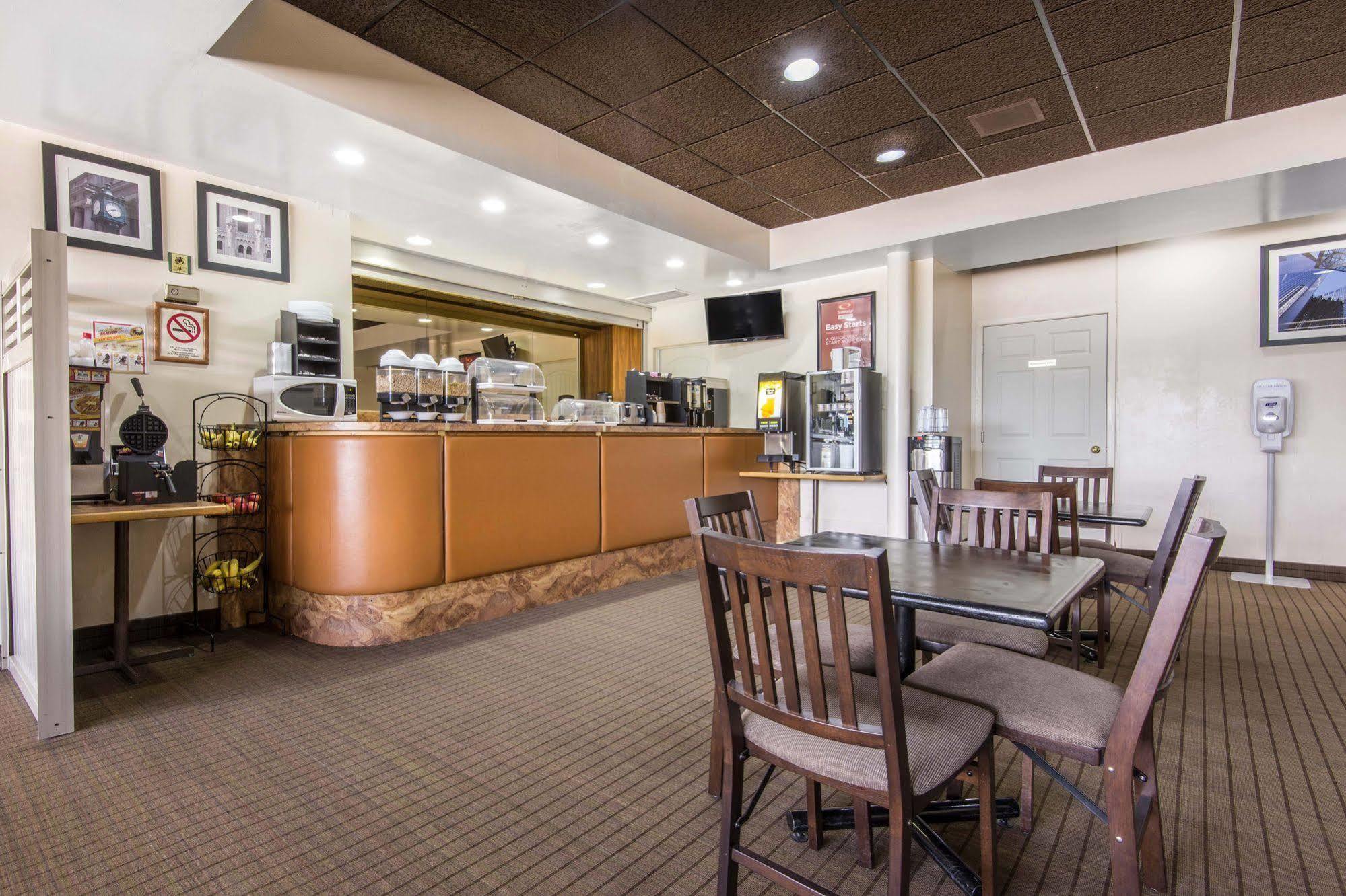 Econo Lodge Σάντμπερι Εξωτερικό φωτογραφία